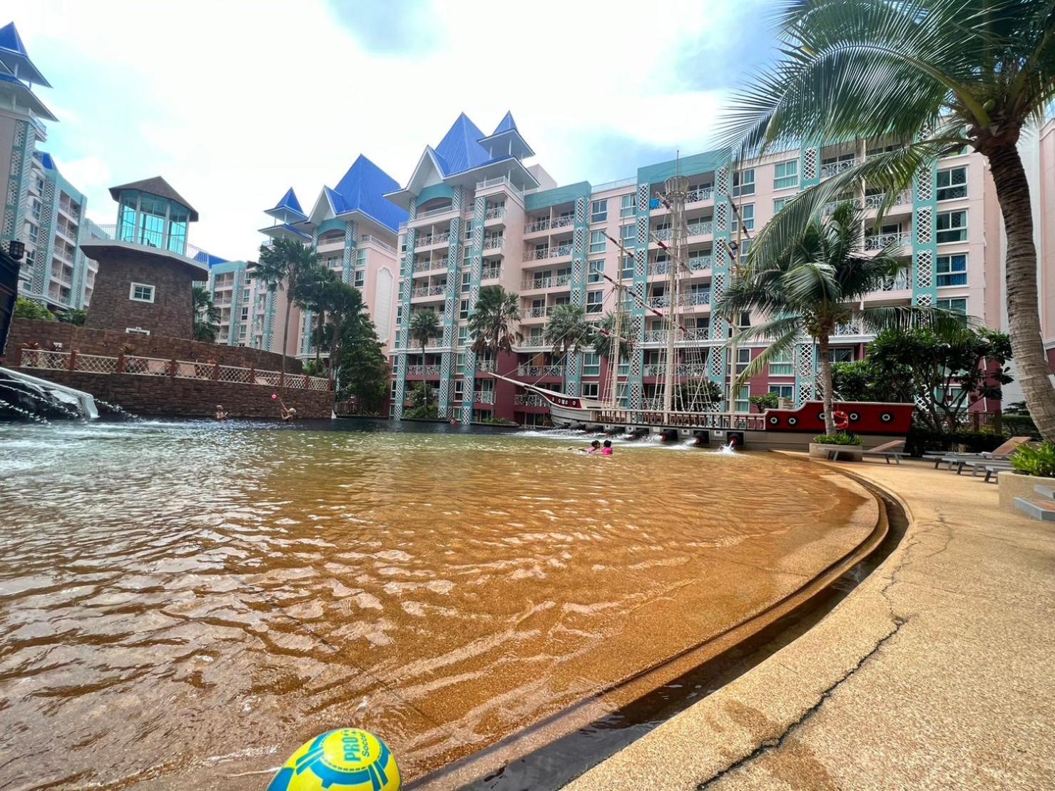 Grande Cariibbean Pattaya By Thita Aparthotel Ngoại thất bức ảnh