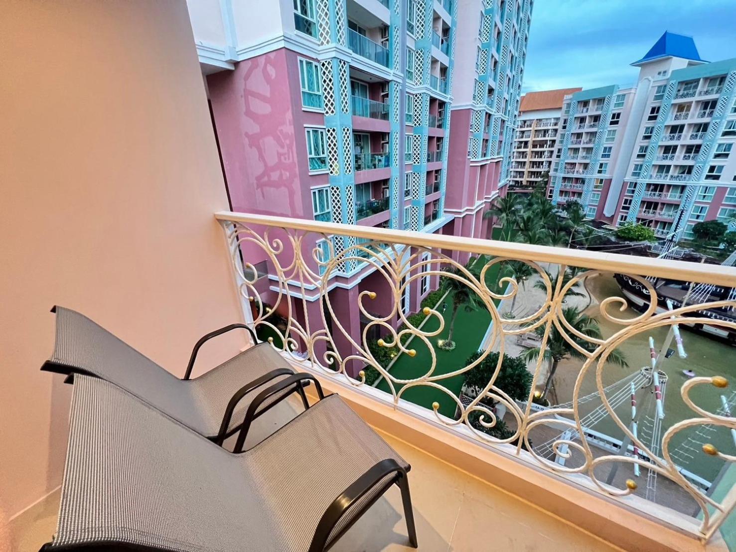 Grande Cariibbean Pattaya By Thita Aparthotel Ngoại thất bức ảnh